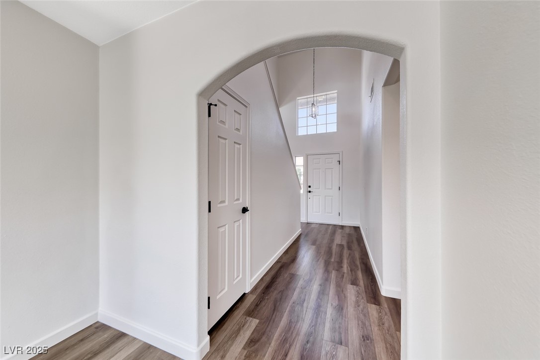 6705 Shallow Creek Court