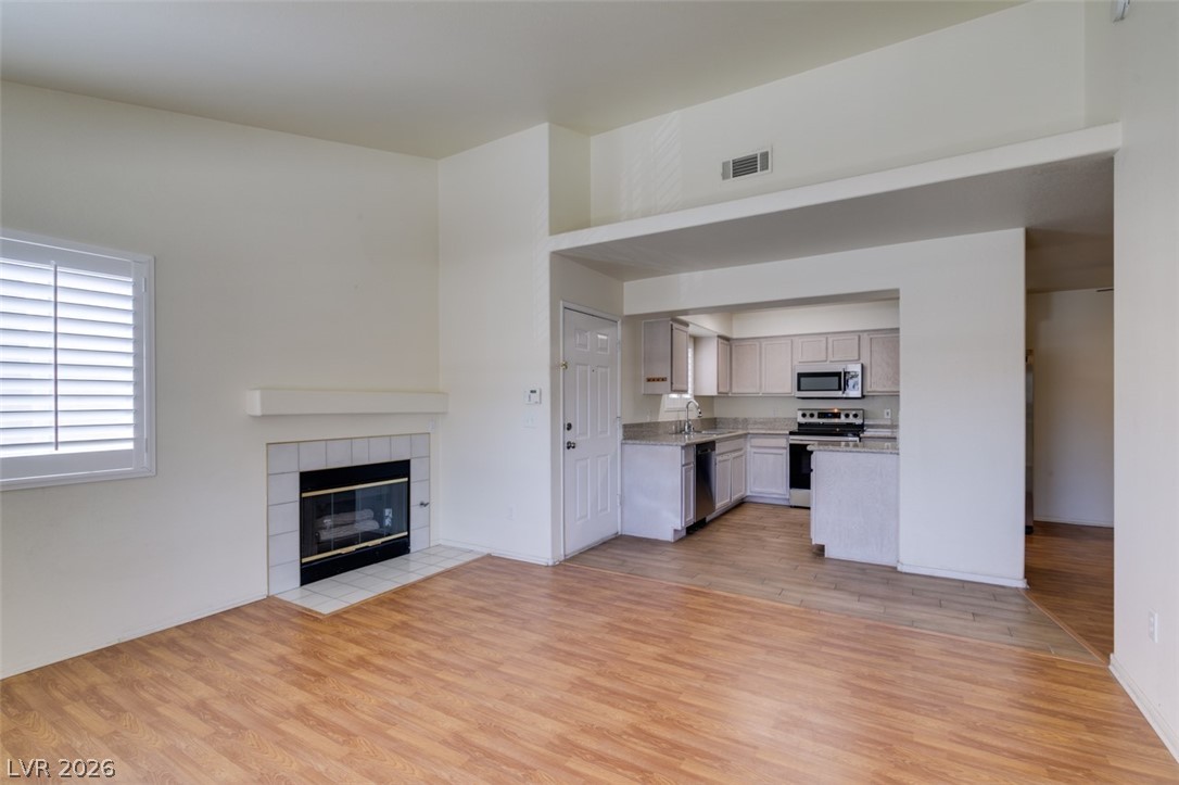 2725 S Nellis Boulevard 2088