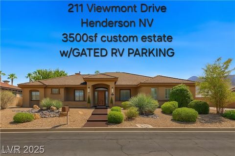 Photo of 211 Viewmont Drive, Henderson, NV 89015 (MLS # 2737969)