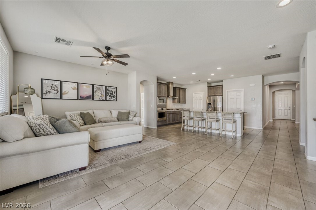 7290 Southern Magnolia Street