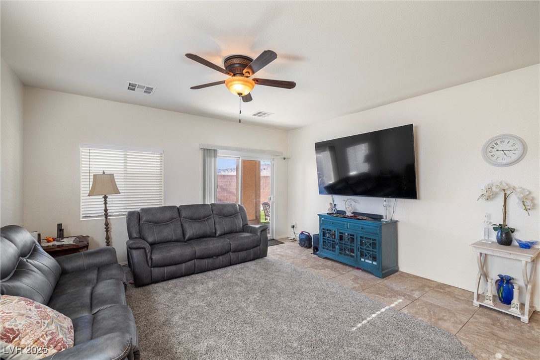 4780 Lorenzo Way, Pahrump, Nevada image 3