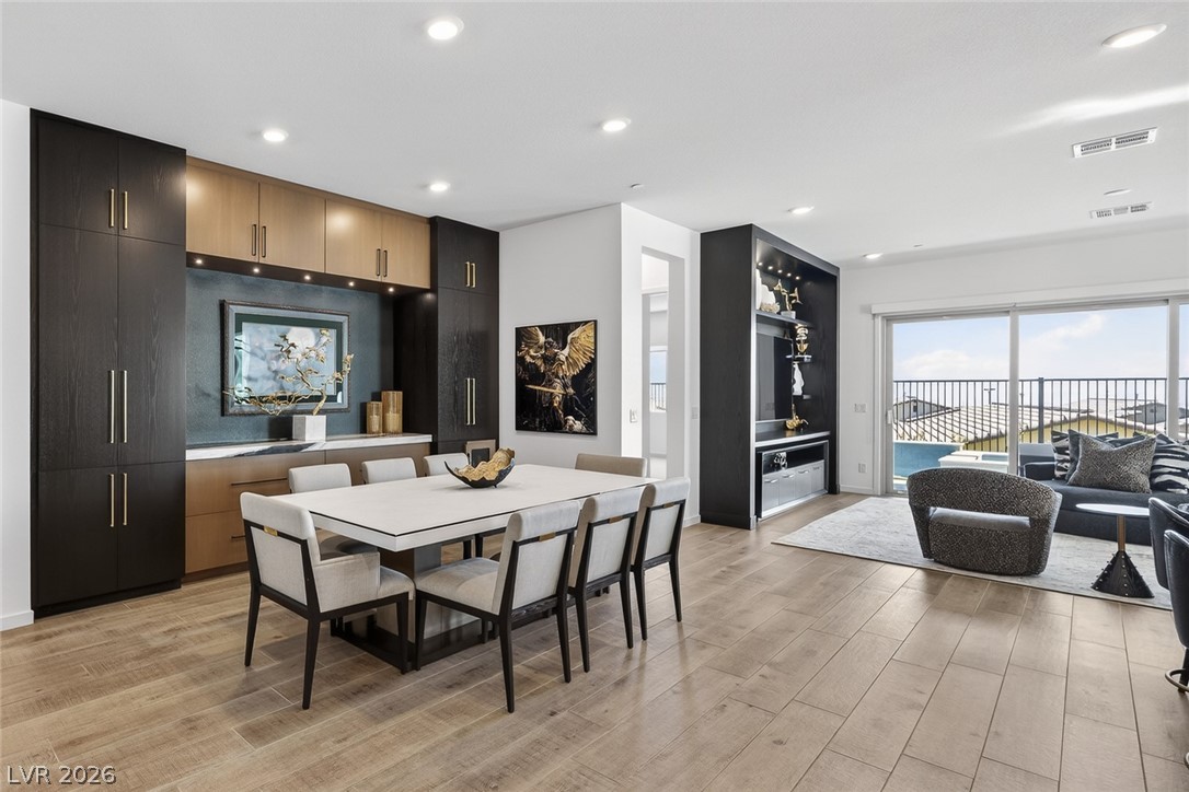 108 Southern Peach Street