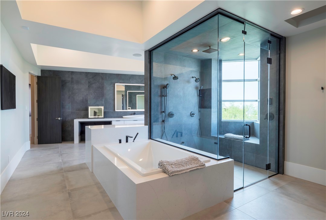 Henderson, Nevada 89012, United States, 5 Bedrooms Bedrooms, ,6 BathroomsBathrooms,Residential,Active,27337