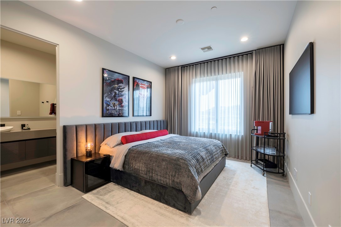 Henderson, Nevada 89012, United States, 5 Bedrooms Bedrooms, ,6 BathroomsBathrooms,Residential,Active,27337