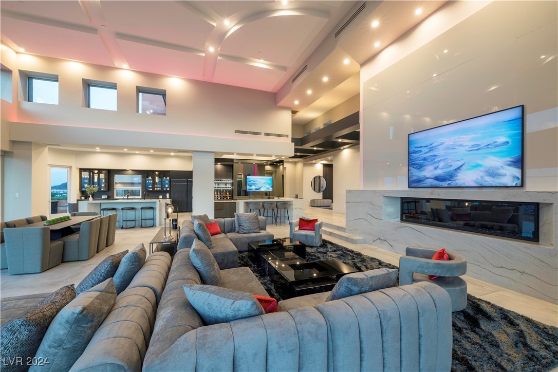 Henderson, Nevada 89012, United States, 5 Bedrooms Bedrooms, ,6 BathroomsBathrooms,Residential,Active,27337