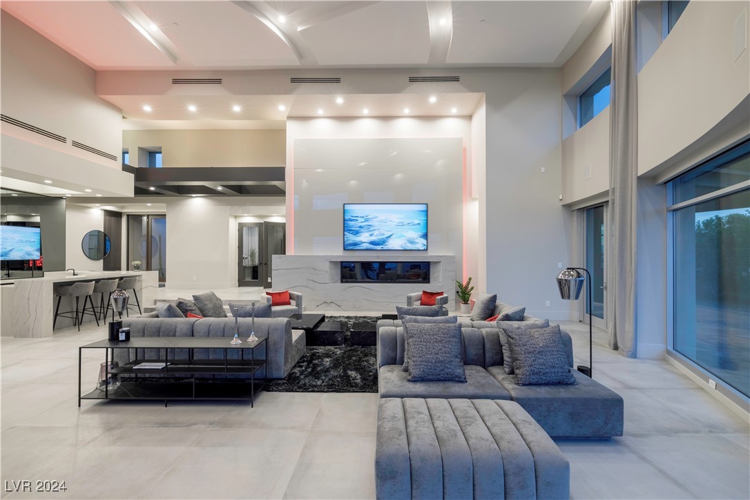 Henderson, Nevada 89012, United States, 5 Bedrooms Bedrooms, ,6 BathroomsBathrooms,Residential,Active,27337