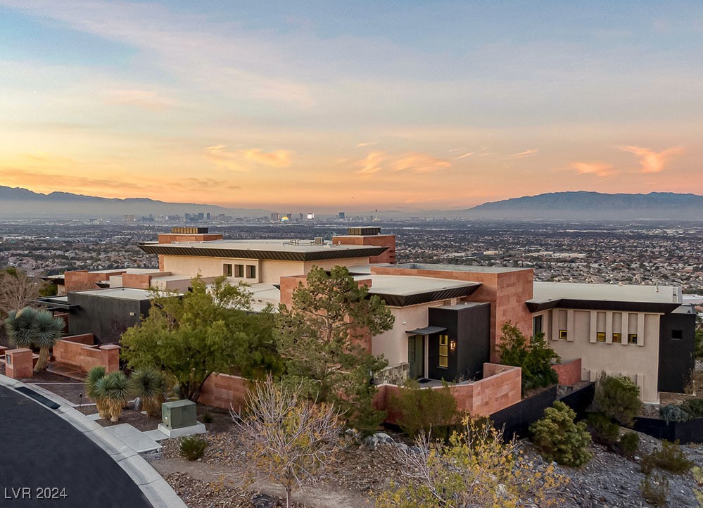 Henderson, Nevada 89012, United States, 5 Bedrooms Bedrooms, ,6 BathroomsBathrooms,Residential,Active,27337