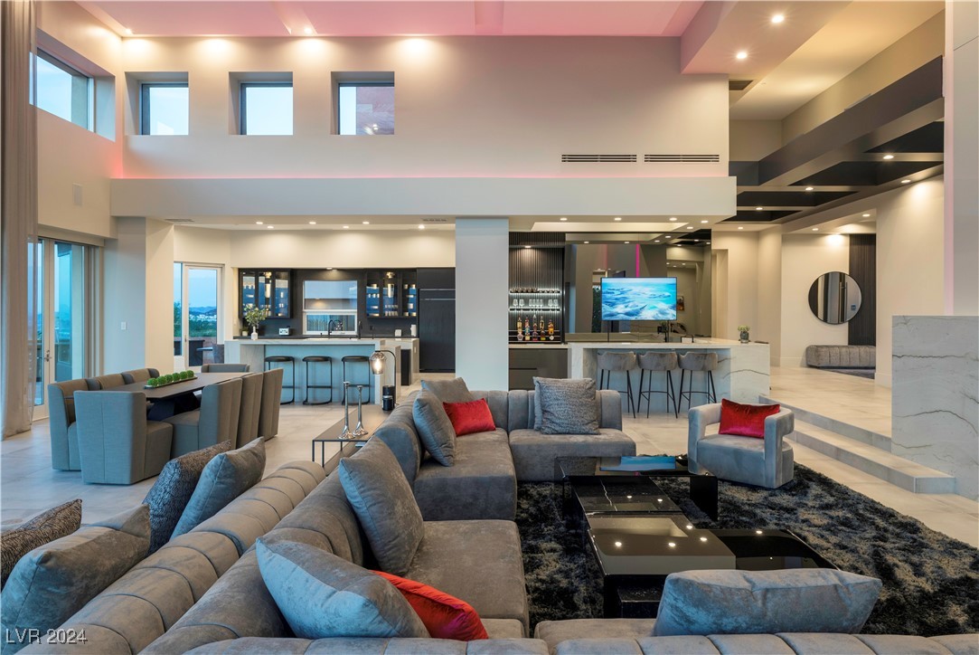 Henderson, Nevada 89012, United States, 5 Bedrooms Bedrooms, ,6 BathroomsBathrooms,Residential,Active,27337