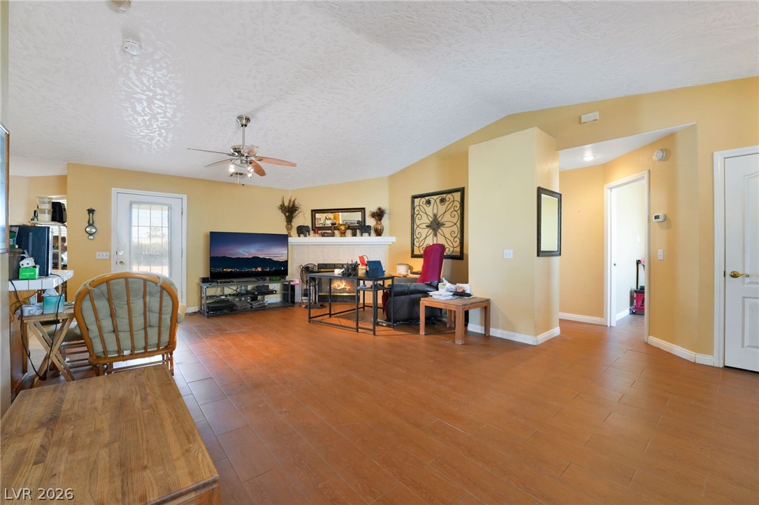 3261 Winery Road