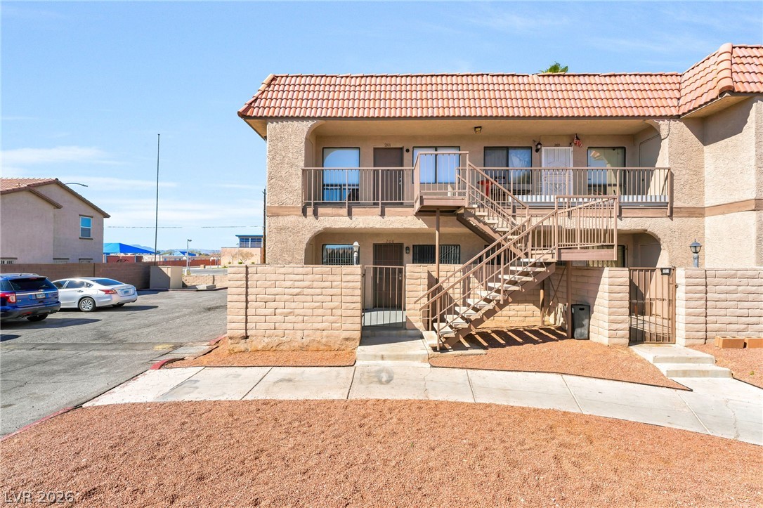 4300 N Lamont Street 200