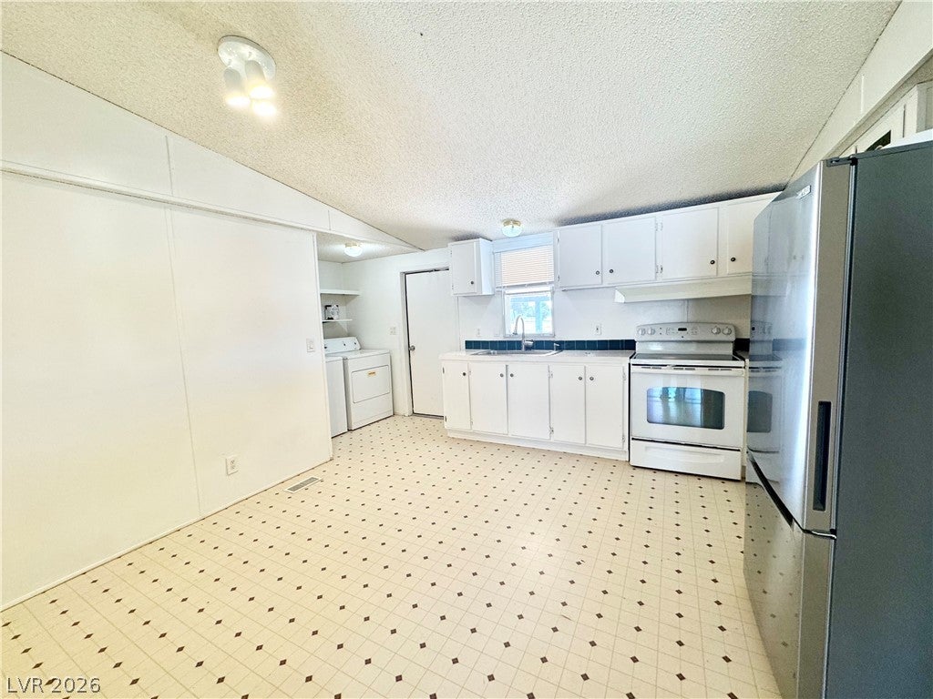 2571 Silver Sage Drive