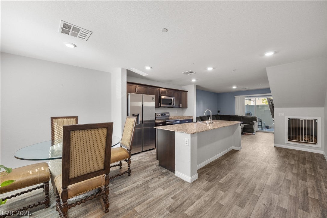 12240 Golden Wreath Road 2