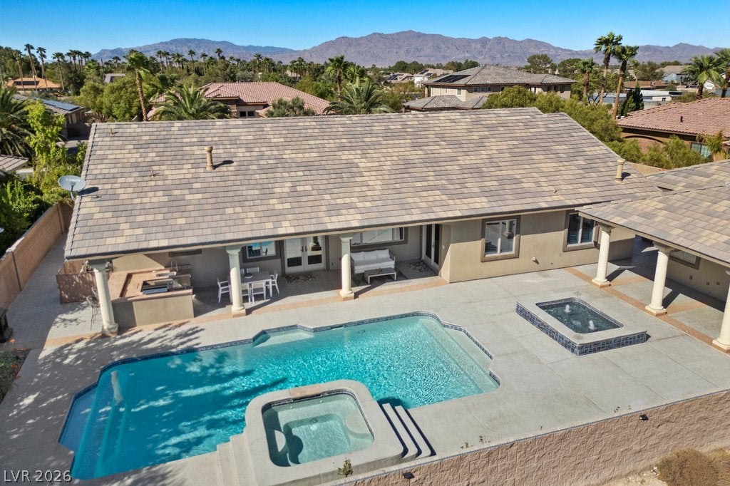 8035 Palm Cove Court