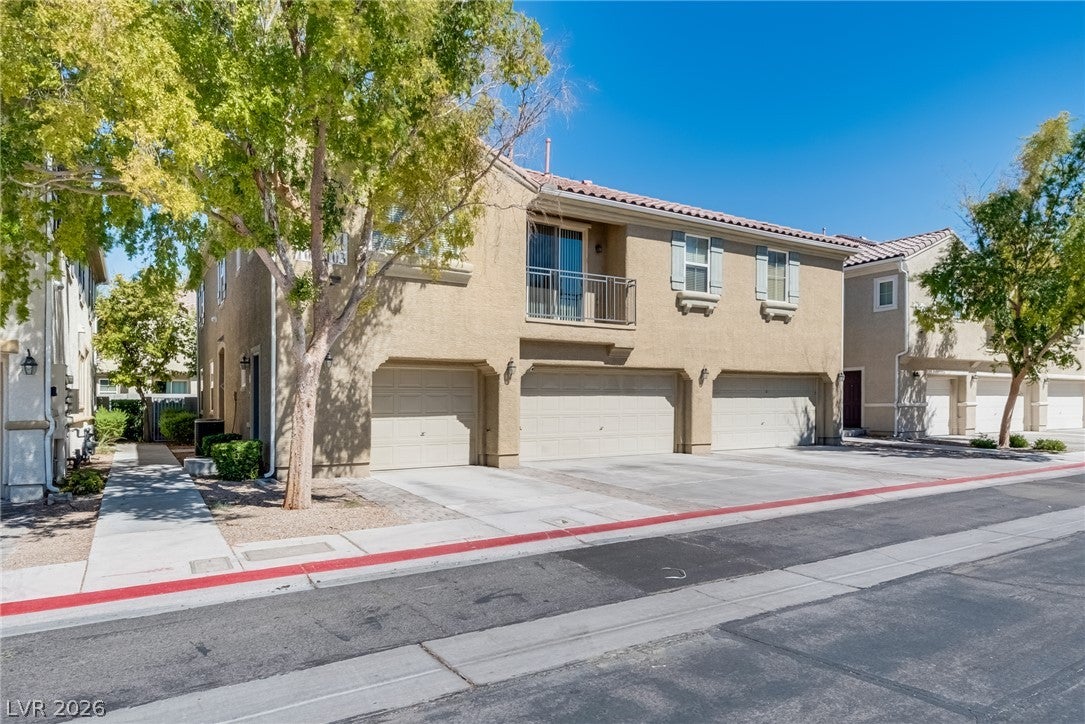 3924 Lazy Pine Street 102
