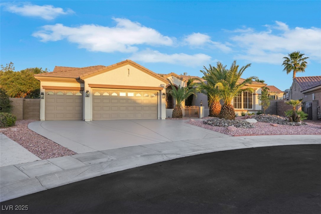 2873 Knoxville Court, Henderson, Nevada image 5