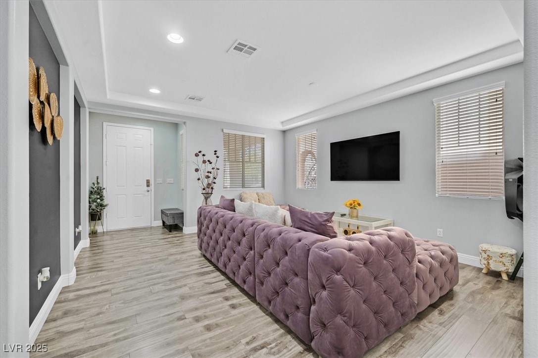 6554 Macdoogle Street, Las Vegas, Nevada image 2