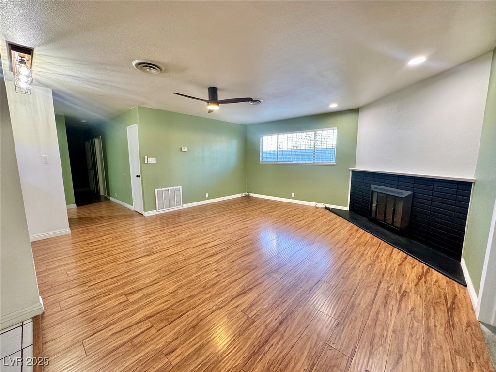 Properties 4 1813 Sunland Avenue