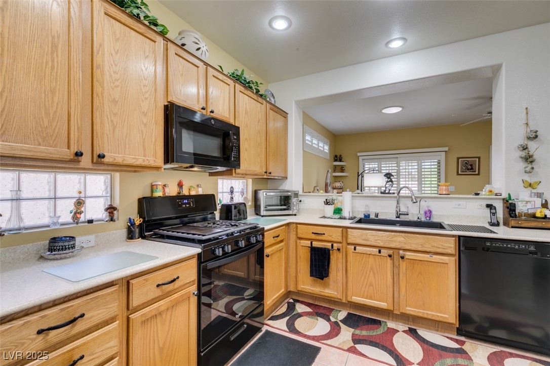 2120 Desert Woods Drive, Henderson, Nevada image 9