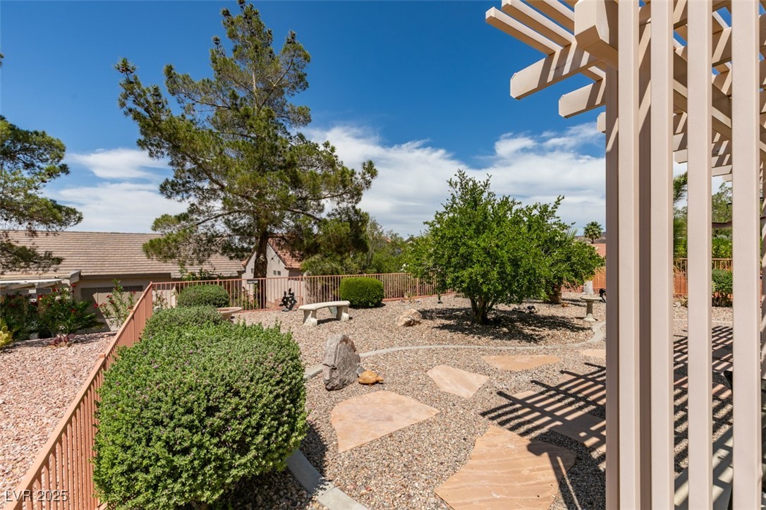 2120 Desert Woods Drive, Henderson, Nevada image 19