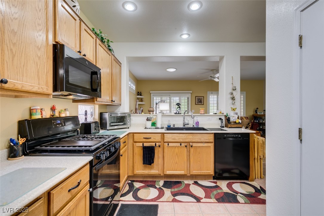 2120 Desert Woods Drive, Henderson, Nevada image 10