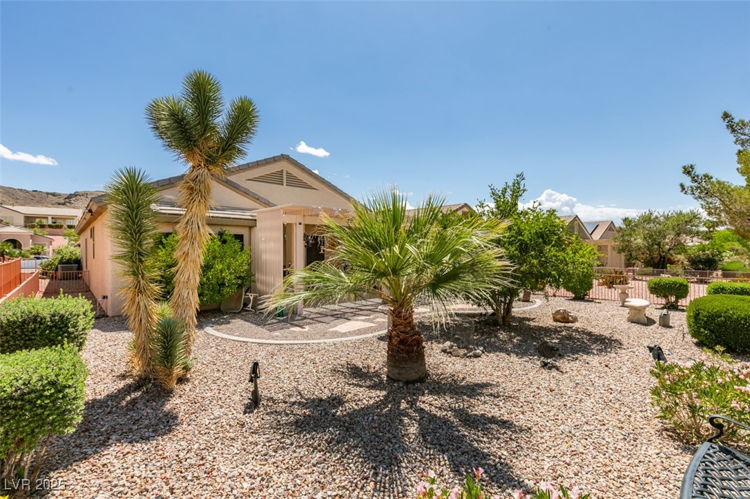 2120 Desert Woods Drive, Henderson, Nevada image 23
