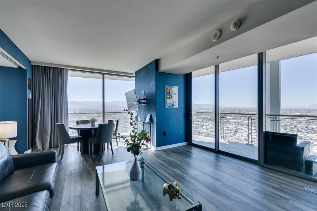 4381 W Flamingo Road 5001