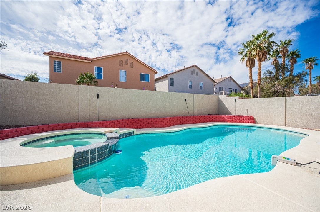 917 Scarlet Haze Avenue
