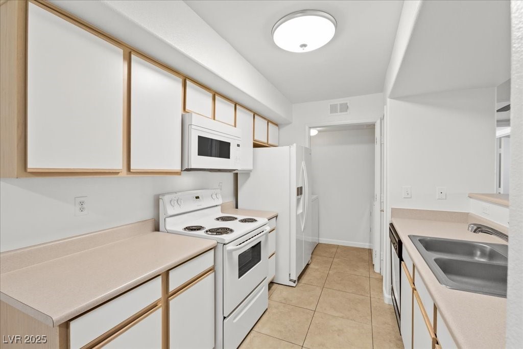 2300 E Silverado Ranch Boulevard 1074