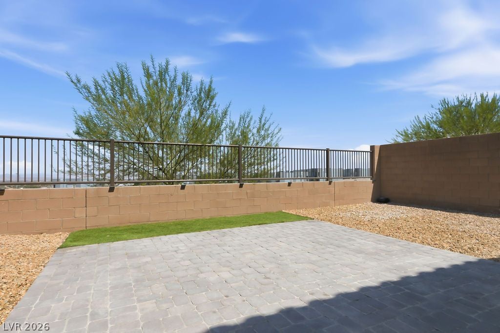 5422 Pico Viejo Street