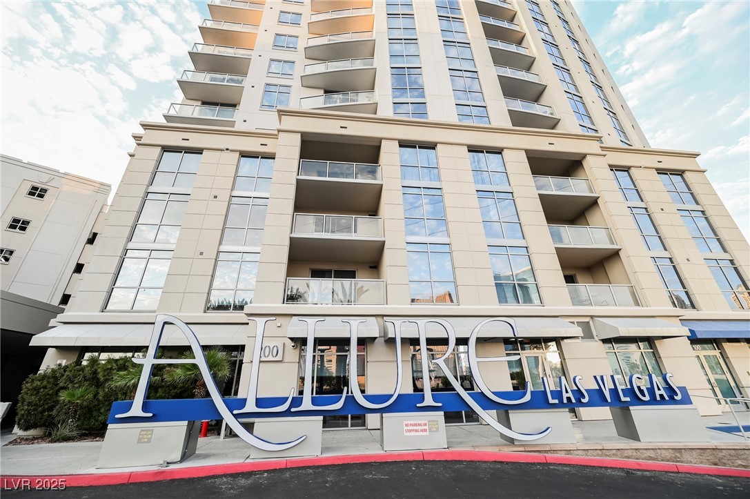 200 W Sahara Avenue 2110