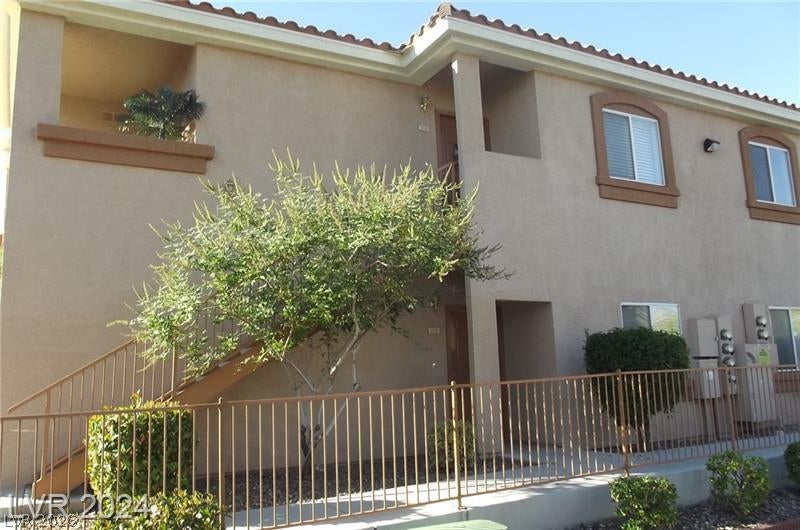 1050 E Cactus Avenue 1098