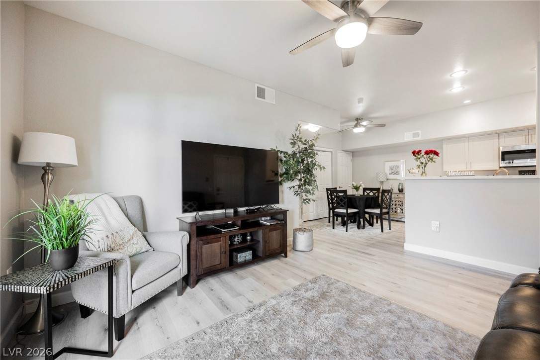 2615 W Gary Avenue 1058