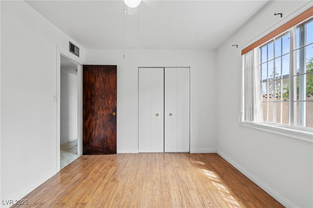 Las Vegas, Nevada 89107, United States, 4 Bedrooms Bedrooms, ,2 BathroomsBathrooms,Residential,Pending,203667