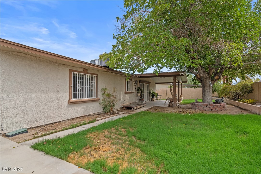 Las Vegas, Nevada 89107, United States, 4 Bedrooms Bedrooms, ,2 BathroomsBathrooms,Residential,Pending,203667