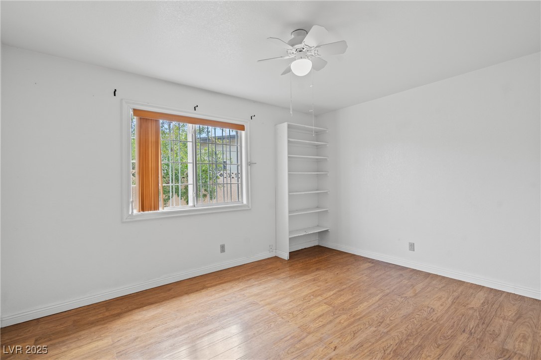 Las Vegas, Nevada 89107, United States, 4 Bedrooms Bedrooms, ,2 BathroomsBathrooms,Residential,Pending,203667