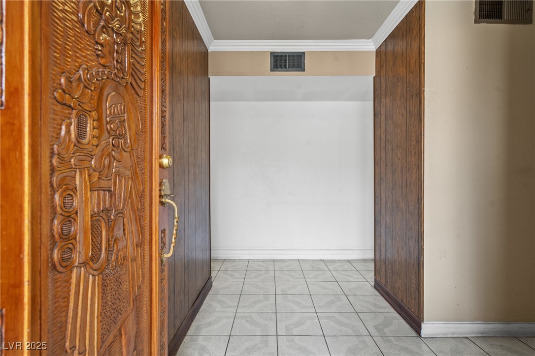 Las Vegas, Nevada 89107, United States, 4 Bedrooms Bedrooms, ,2 BathroomsBathrooms,Residential,Pending,203667