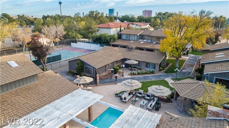 Las Vegas, Nevada 89107, United States, 14 Bedrooms Bedrooms, ,15 BathroomsBathrooms,Residential,Active,17171