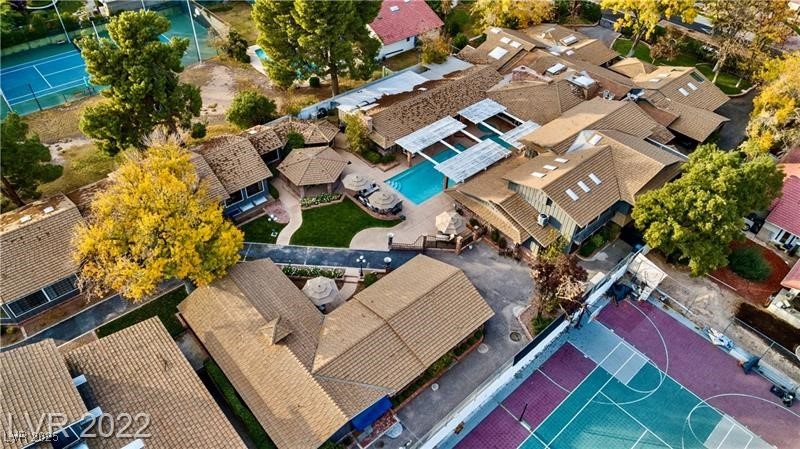 Las Vegas, Nevada 89107, United States, 14 Bedrooms Bedrooms, ,15 BathroomsBathrooms,Residential,Active,17171