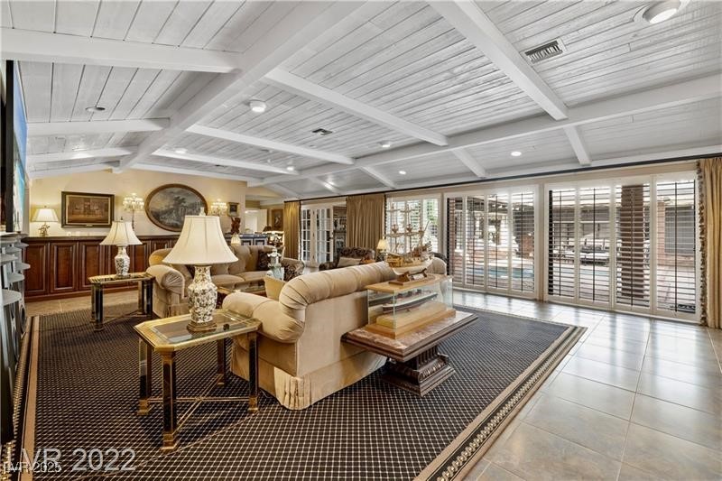 Las Vegas, Nevada 89107, United States, 14 Bedrooms Bedrooms, ,15 BathroomsBathrooms,Residential,Active,17171