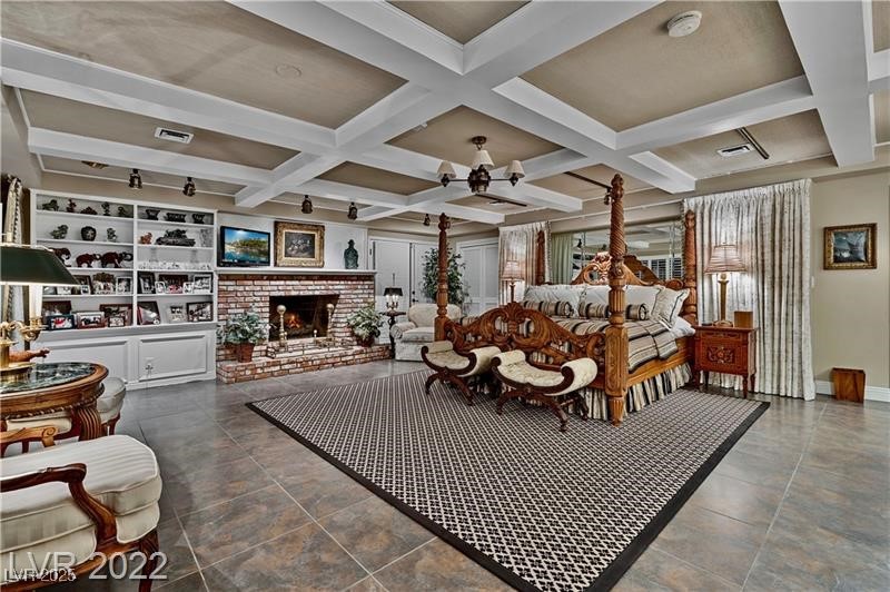 Las Vegas, Nevada 89107, United States, 14 Bedrooms Bedrooms, ,15 BathroomsBathrooms,Residential,Active,17171