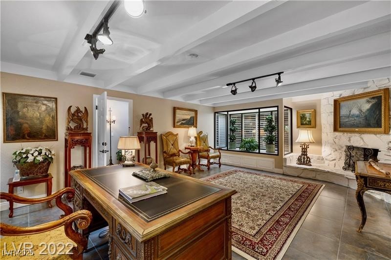 Las Vegas, Nevada 89107, United States, 14 Bedrooms Bedrooms, ,15 BathroomsBathrooms,Residential,Active,17171