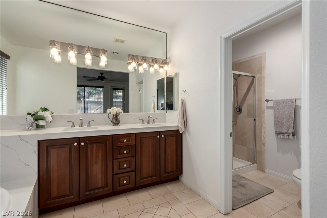 1040 Via Camelia Street