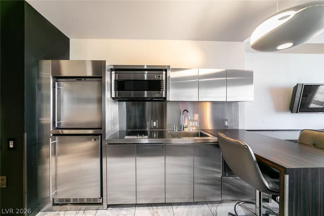 4381 W Flamingo Road 8304