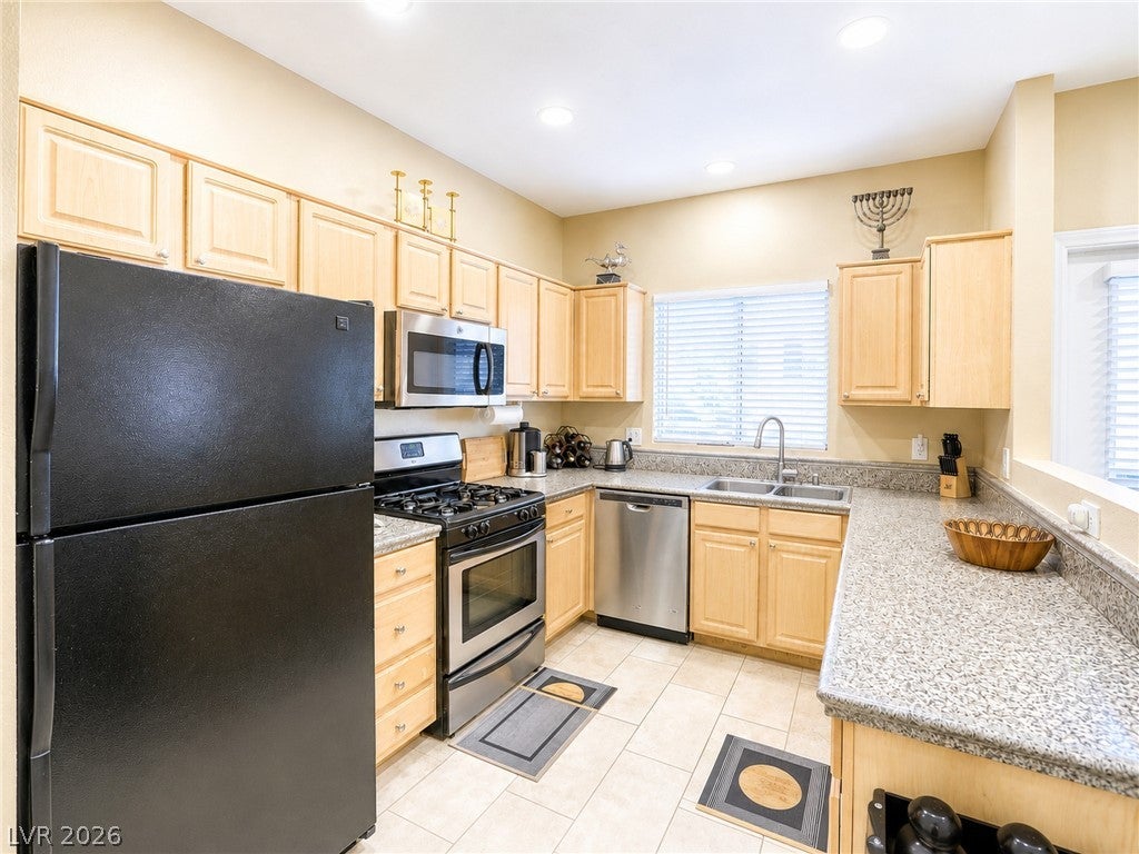 5250 S Rainbow Boulevard 2032
