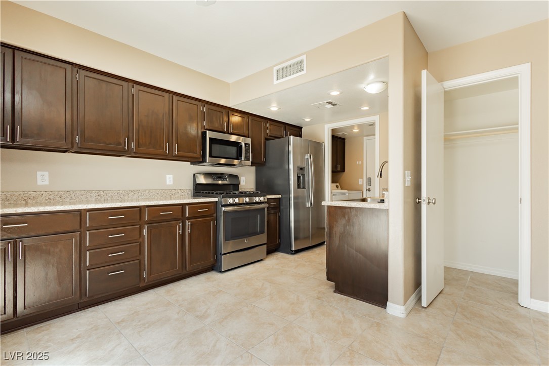 795 Kiska Avenue, Las Vegas, Nevada image 10