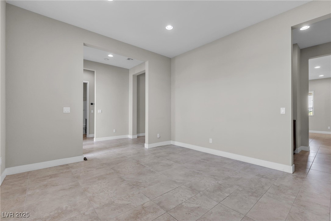 4829 E Beacon Ridge Drive