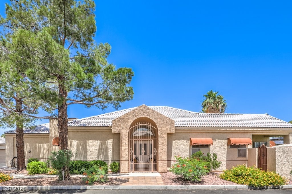460 Strawflower Road, Las Vegas, Nevada image 1