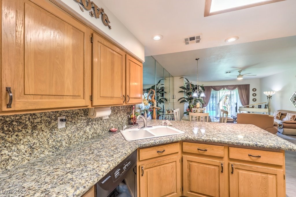 460 Strawflower Road, Las Vegas, Nevada image 11