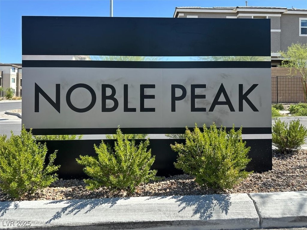 4533 Queens Hill Street