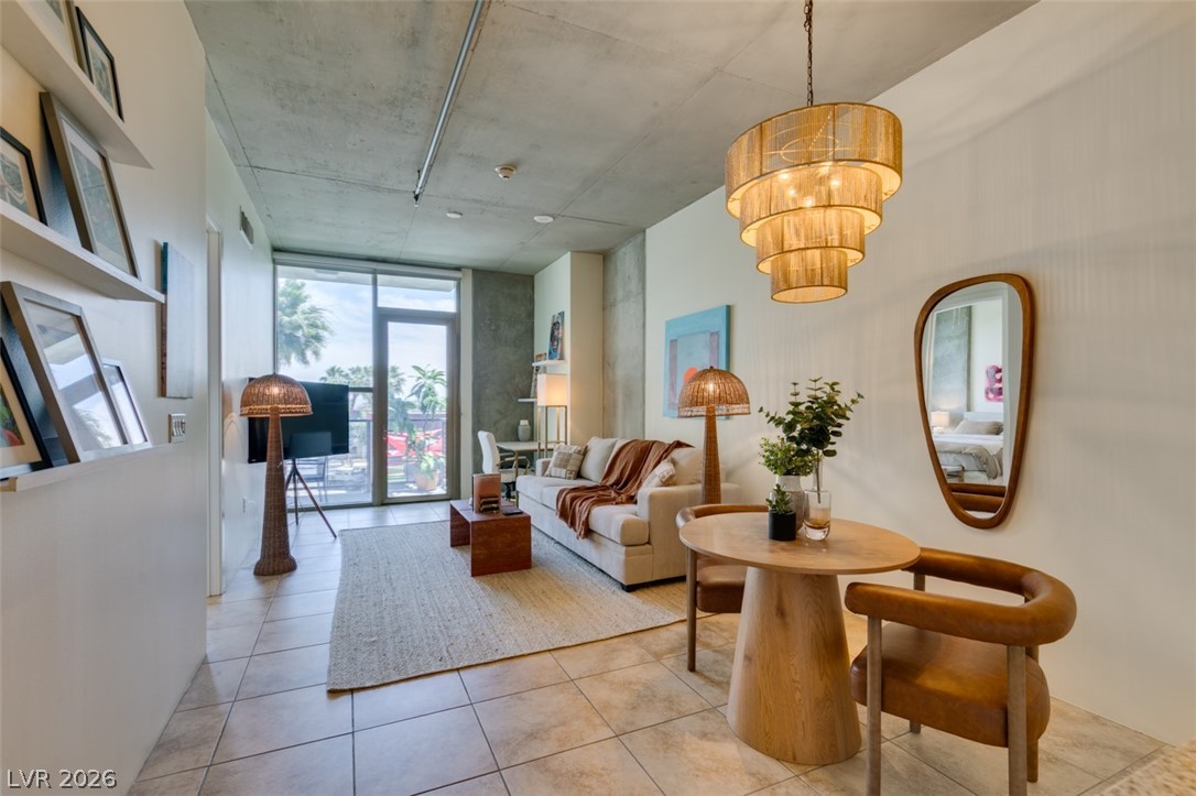 353 E Bonneville Avenue 343